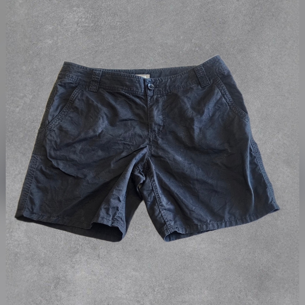 Tommy Bahama cotton black Bermuda Shorts Size 8